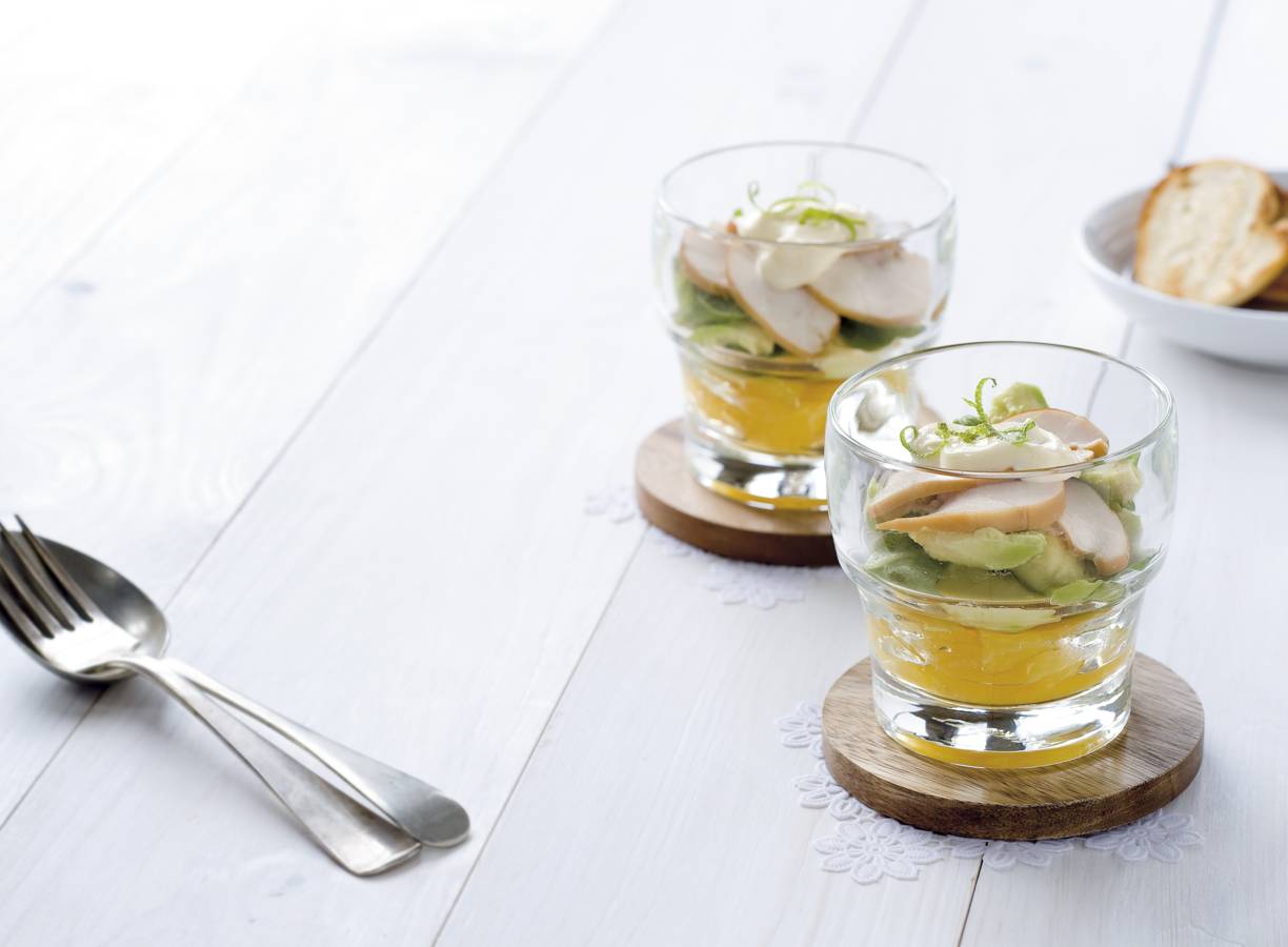 Kipcocktail met sinaasappel en avocado