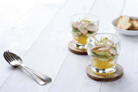 Kipcocktail met sinaasappel en avocado