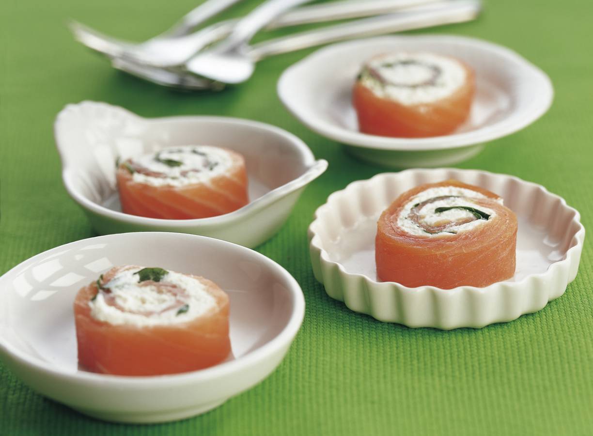Zalmrolletjes met limoenricotta