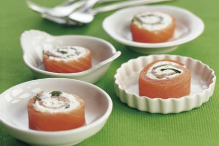 Zalmrolletjes met limoenricotta