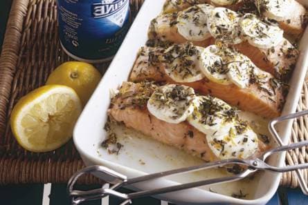 Zalmfilet met geitenkaas uit de oven