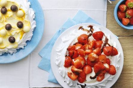 Pavlova dame blanche met aardbeien