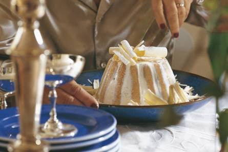 IJstaart met bitterkoekjes en likeur