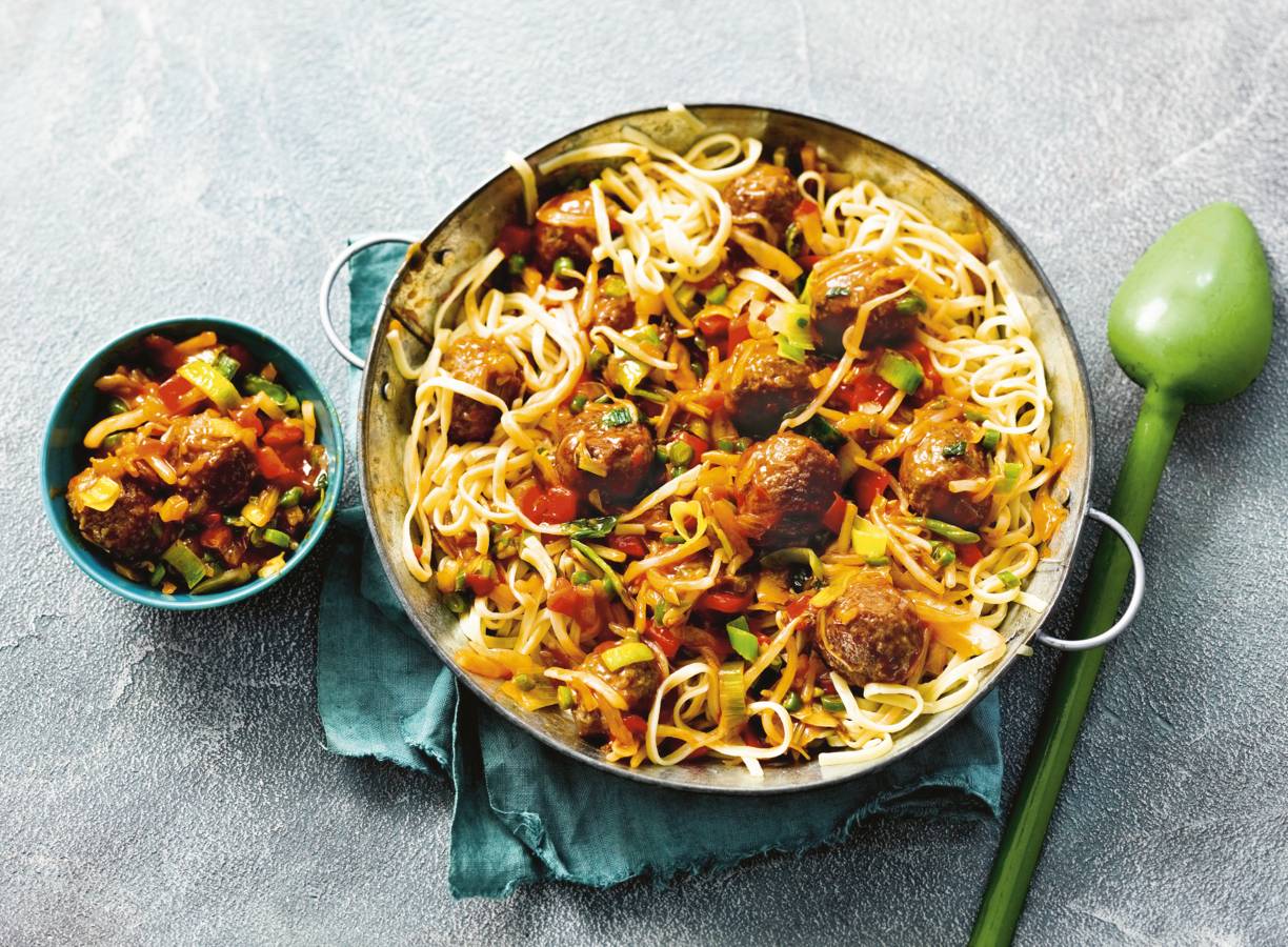 Chinese balletjes in zoetzure saus