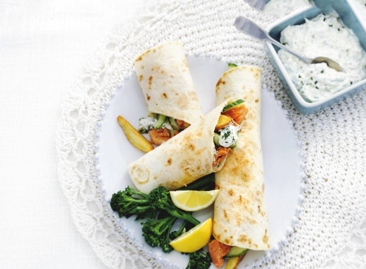 Wraps met komkommer en zalm