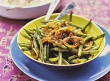 Dit Indonesische bijgerecht mag zeker niet ontbreken bij een uitgebreide rijsttafel.