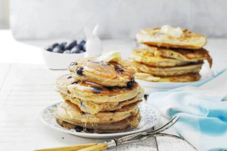 Ontbijtpannenkoekjes met blauwe bessen