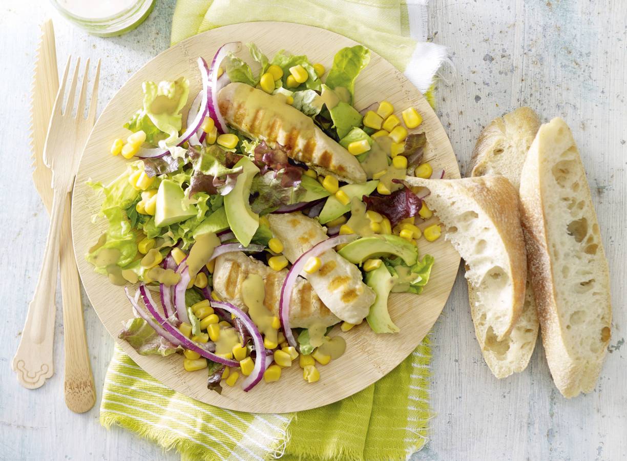 Salade met mosterd-sinaasappeldressing