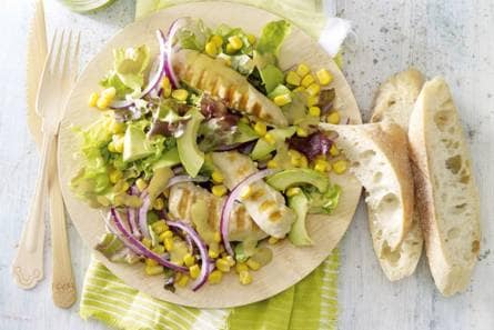Salade met mosterd-sinaasappeldressing