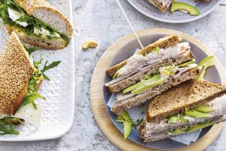 Clubsandwich kip-krab-avocado