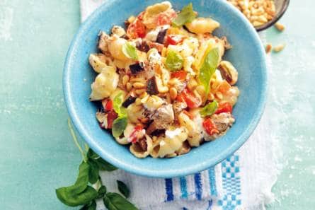 Schelpjespasta met aubergine