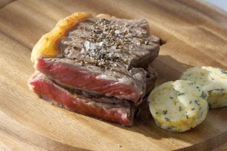 Entrecote met salie-sinaasappelboter