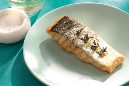 Krokante zalm met rozemarijn
