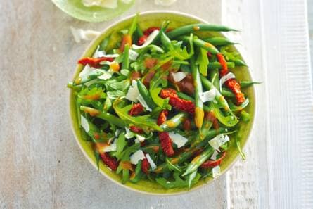 Sperziebonen met rucola en kaas