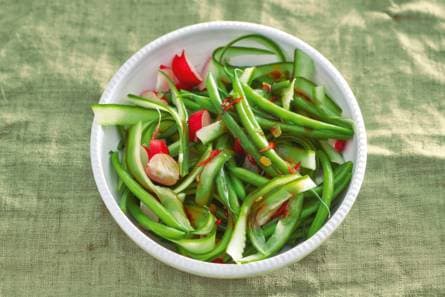 Oosterse sperziebonensalade met radijs