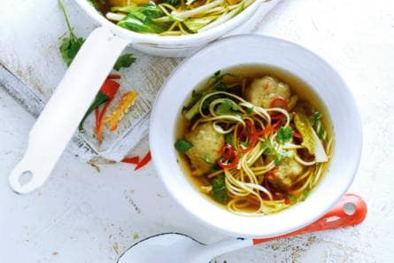 Thaise visballetjes met noedelsoep