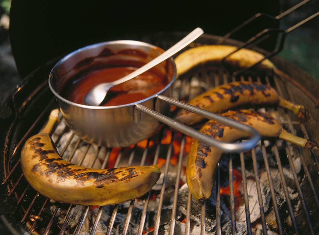 Banaan met mokka-chocoladesaus
