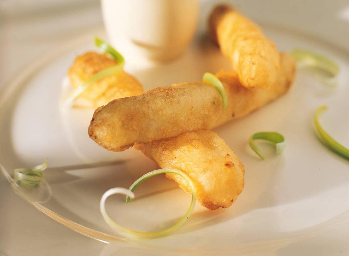 Asperges met amandelsaus