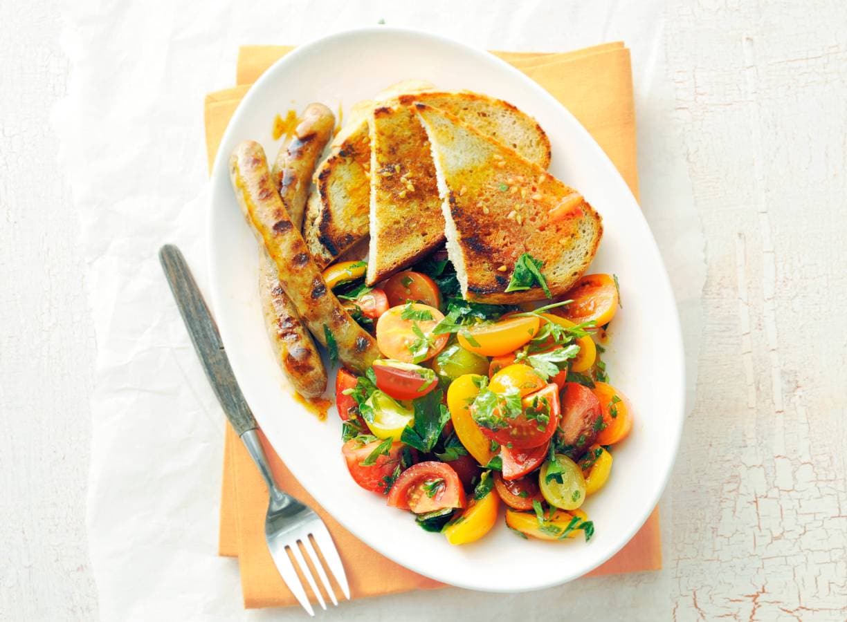 Tomatensalade met lamsworstjes