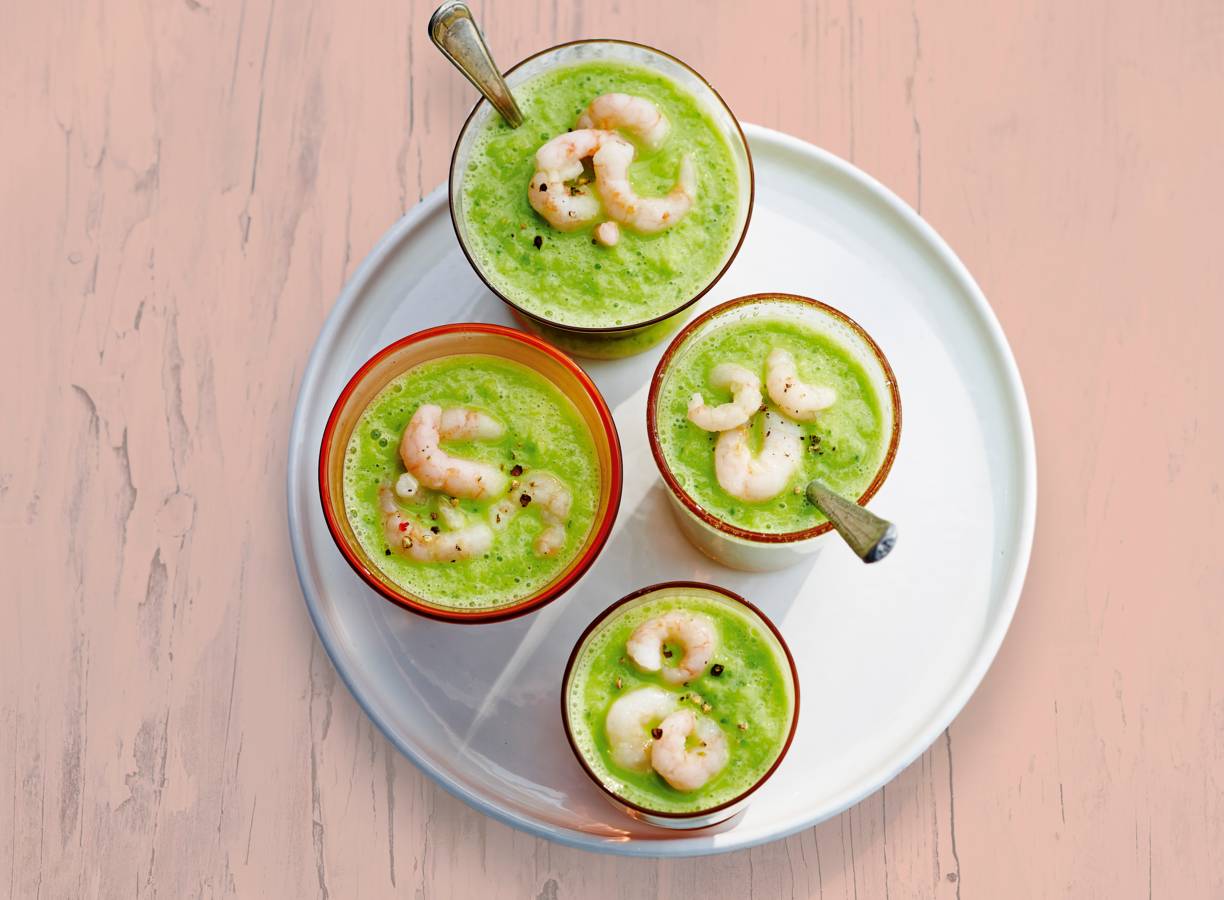 Groene gazpacho met avocado en garnalen