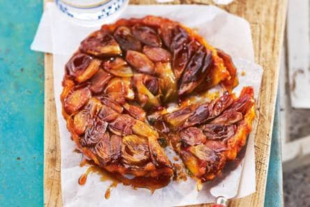 Tarte tatin van sjalotten