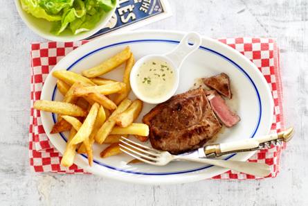 Steak frites en snelle bearnaise