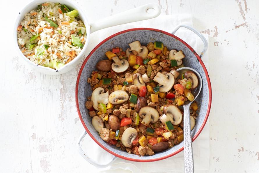 Italiaanse roerbak met vegagehakt