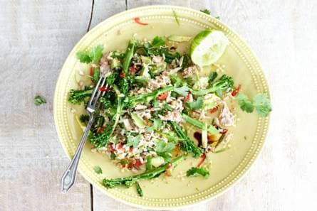Rijstsalade met tonijn en aspergebroccoli
