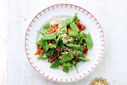 Snijbonensalade met hazelnoten