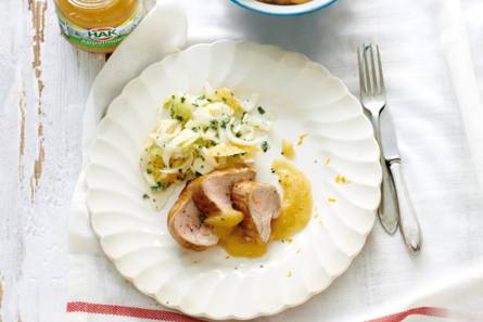 Varkenshaas met appel-gembersaus