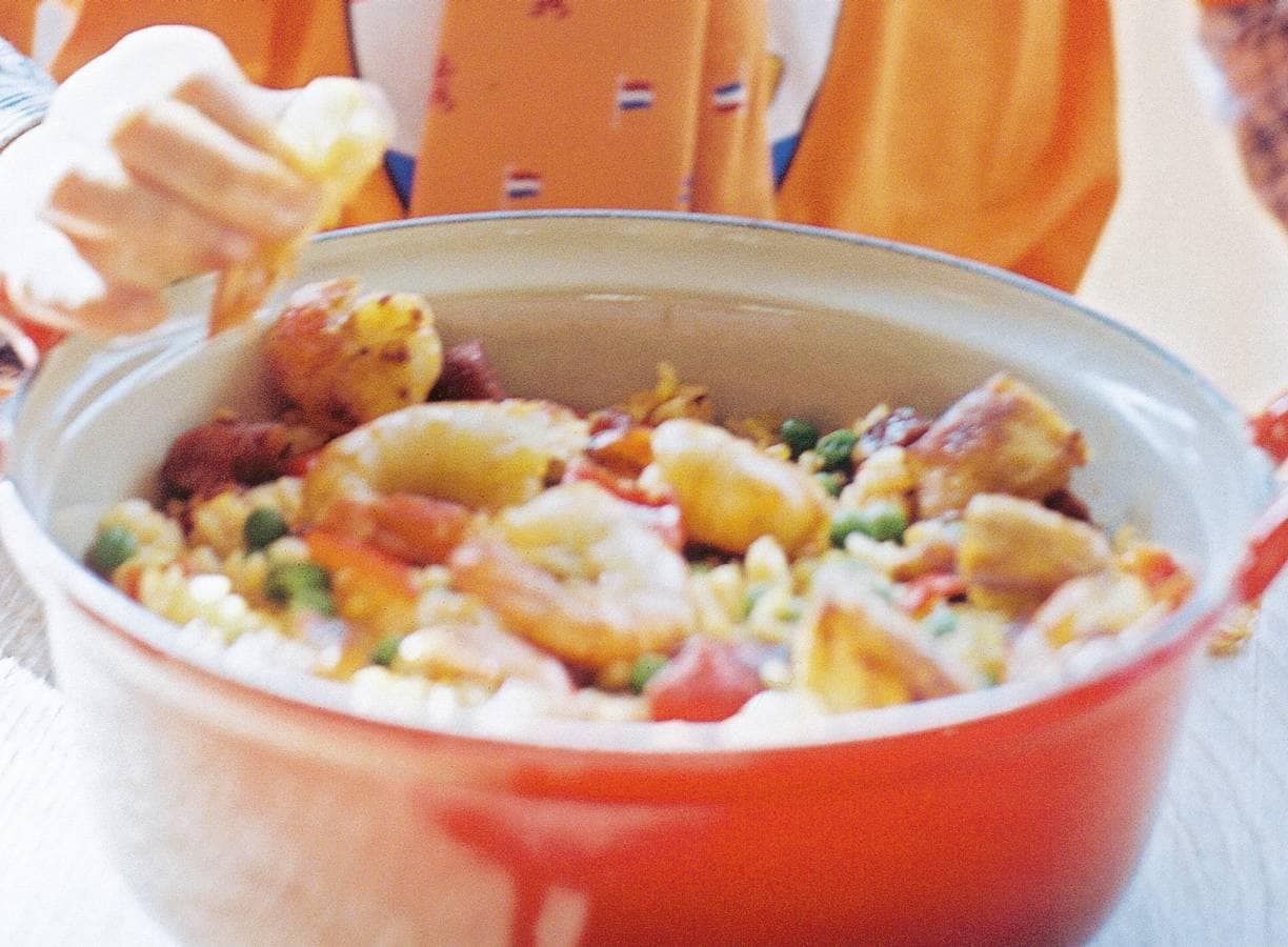 Rijkgevulde paella