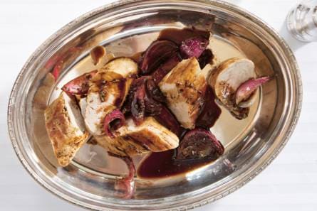 Varkenshaas met balsamico-uien