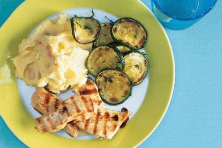 Gegrilde kalkoen met courgette