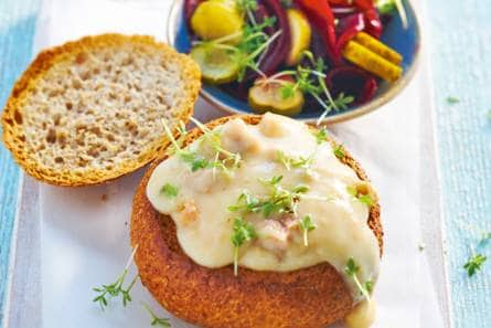 Bruine bollen met ragout