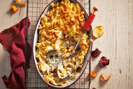 Gegratineerde zuurkoolschotel