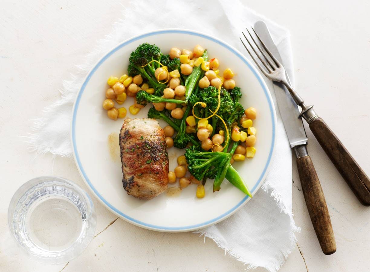 Slavinken met gebakken mais & aspergebroccoli