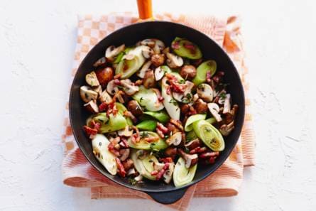 Gebakken prei met champignons