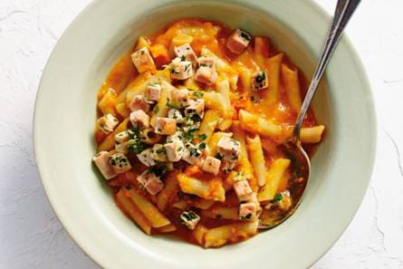 Volkoren penne met pompoen en tofu