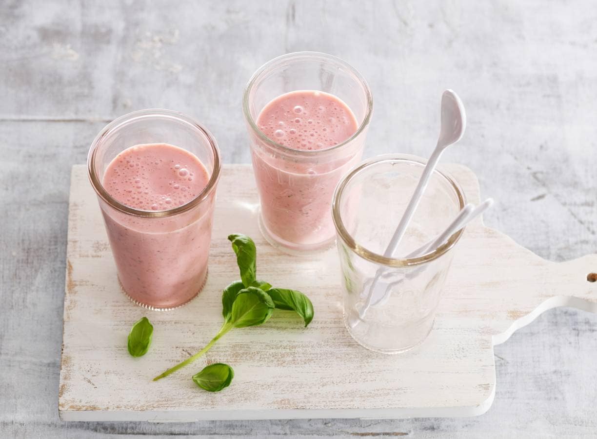 Aardbei-banaansmoothie met sojayoghurt