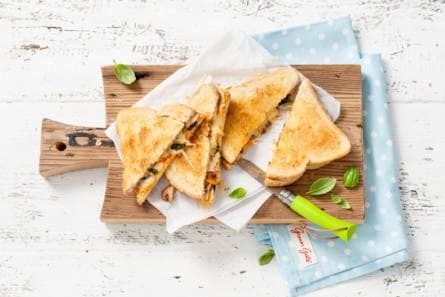 Tosti pikante sandwichspread, champignons en kaas