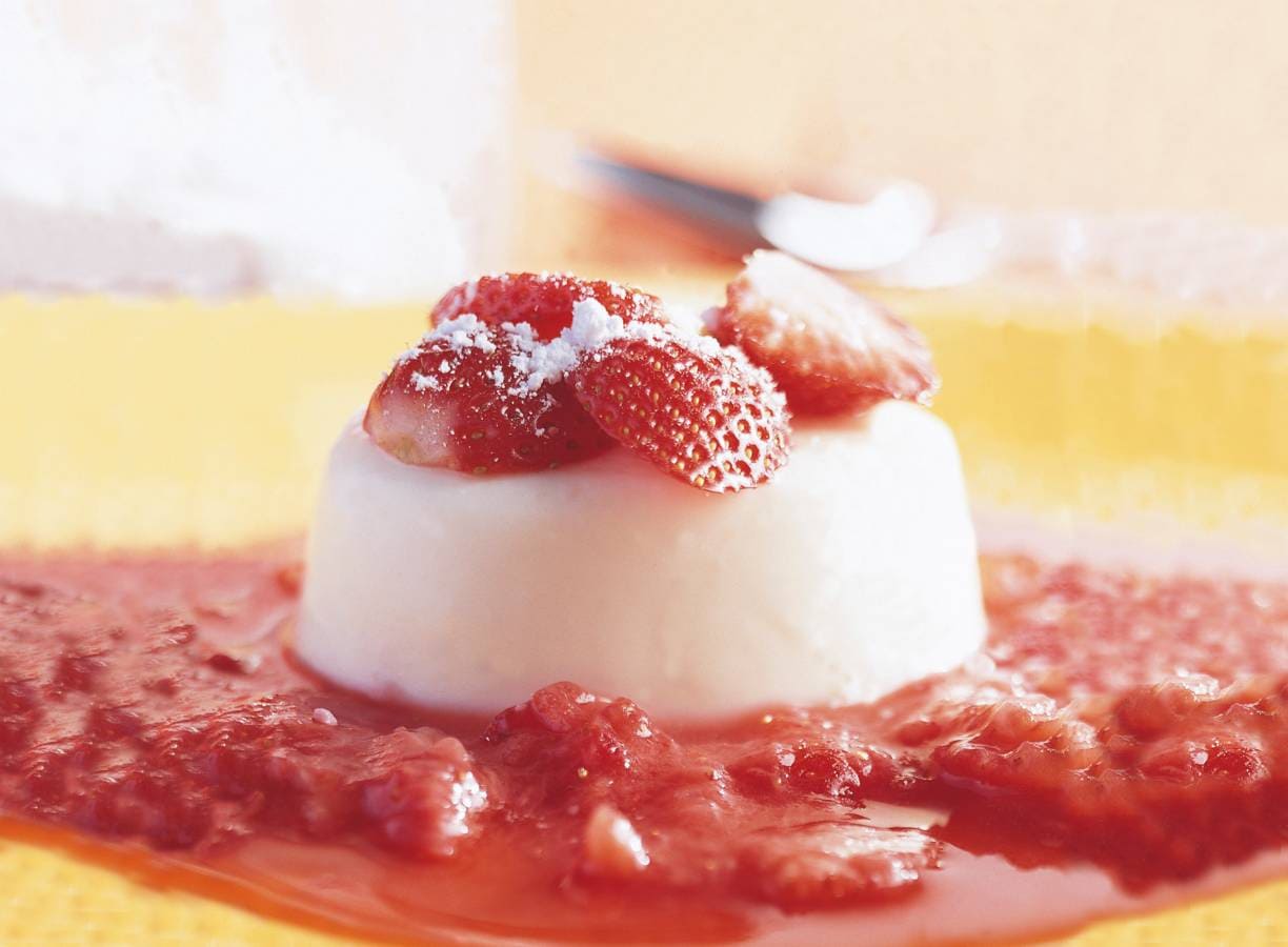Panna cotta met aardbeien