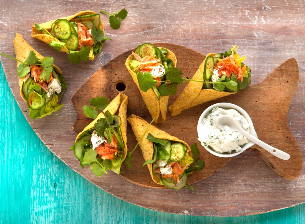 Tacocones met pittige zalm en jalapeño-crème