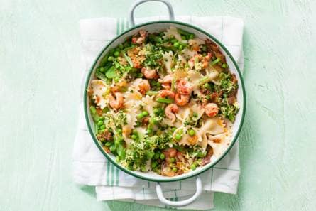 Farfalle met rivierkreeftjes en gremolata
