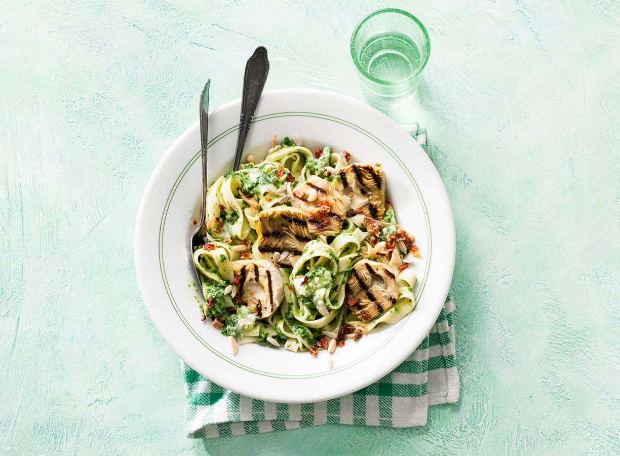 Tagliatelle met spinazie en artisjokharten