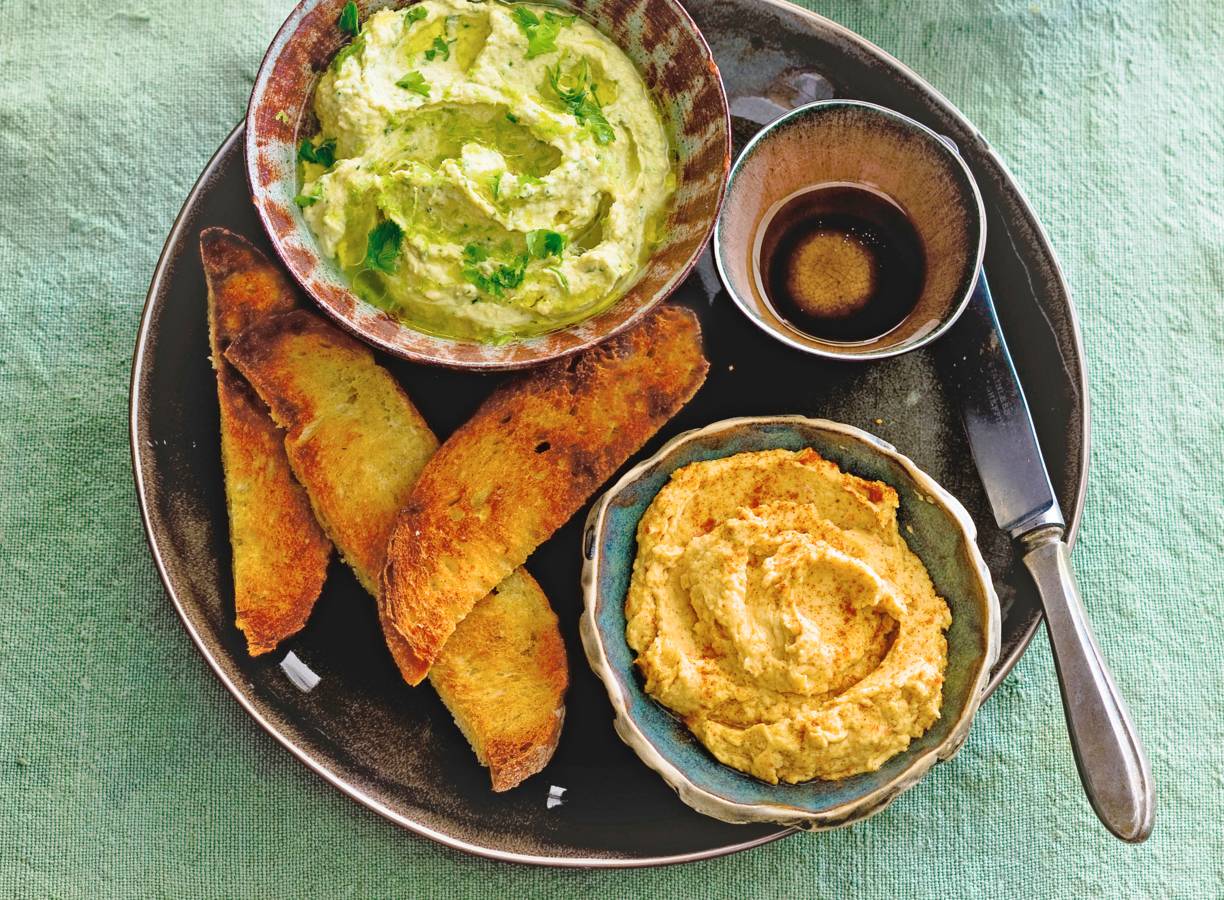 Hummus met gepofte knoflook