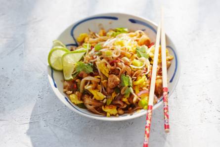 Snelle Pad Thai Recept Allerhande Albert Heijn