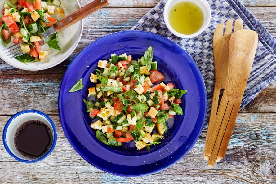 Italiaanse broodsalade Recept Allerhande Albert Heijn Ross Dobson's gegrilde venkel met kruidendressing Recept