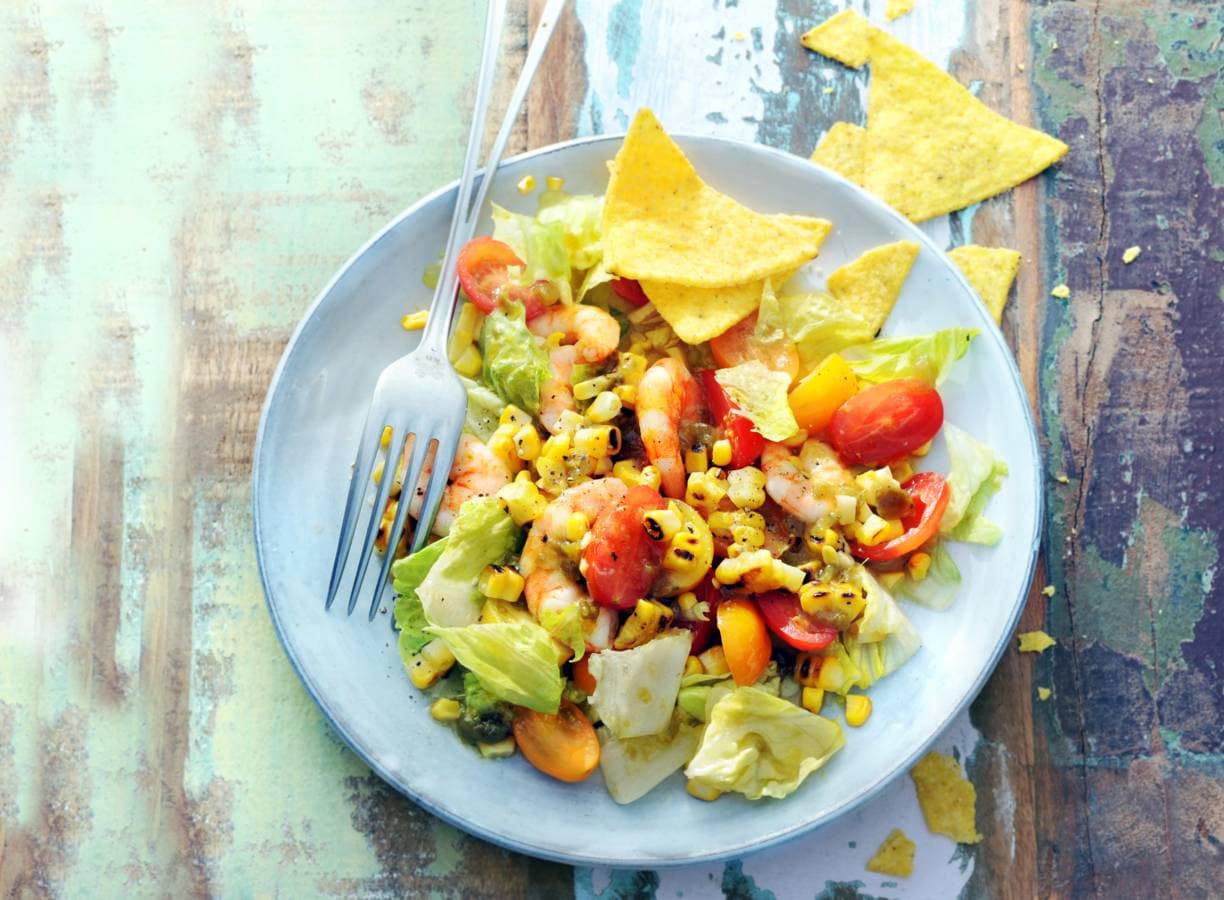 Salade van geroosterde mais & garnalen
