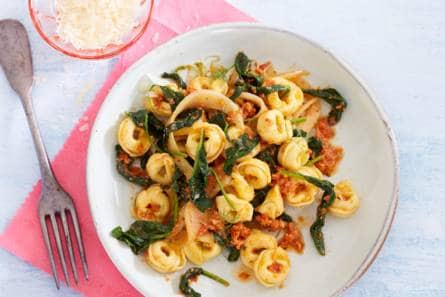 Tortellini met spinazie en venkel