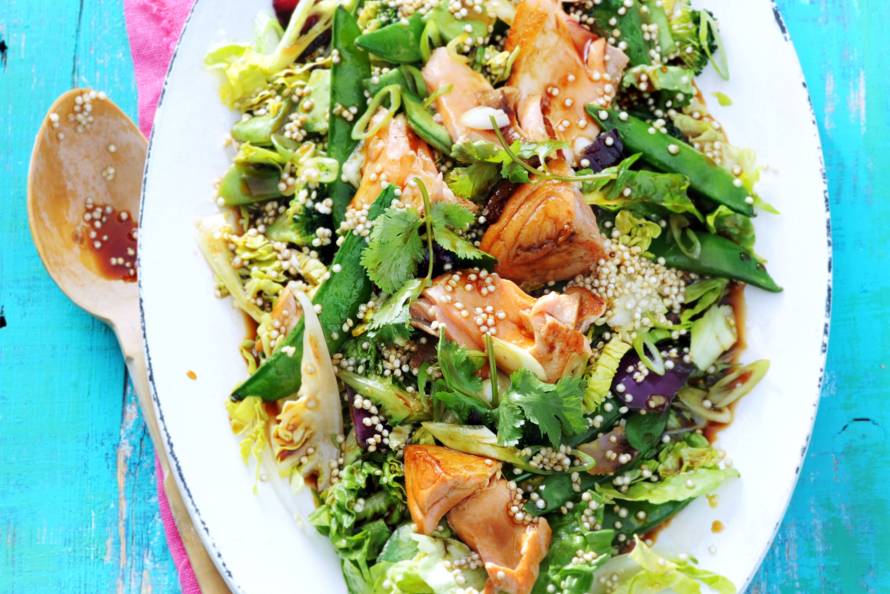 Maaltijdsalade Met Quinoa Soja Zalm En Japanse Roerbak Recept Allerhande Albert Heijn